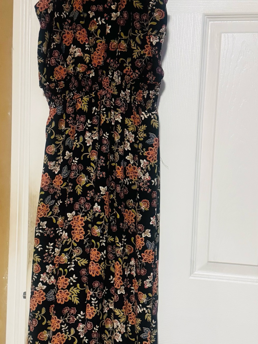 Vince Camuto Black Floral Halter Wide-Leg Jumpsuit with Golden Orange Blooms - Picture 6 of 6